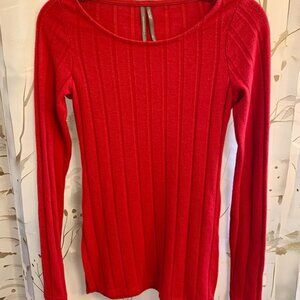 By Anthropologie Red long sleeve Ribbed Women's Top has side slit size XXS